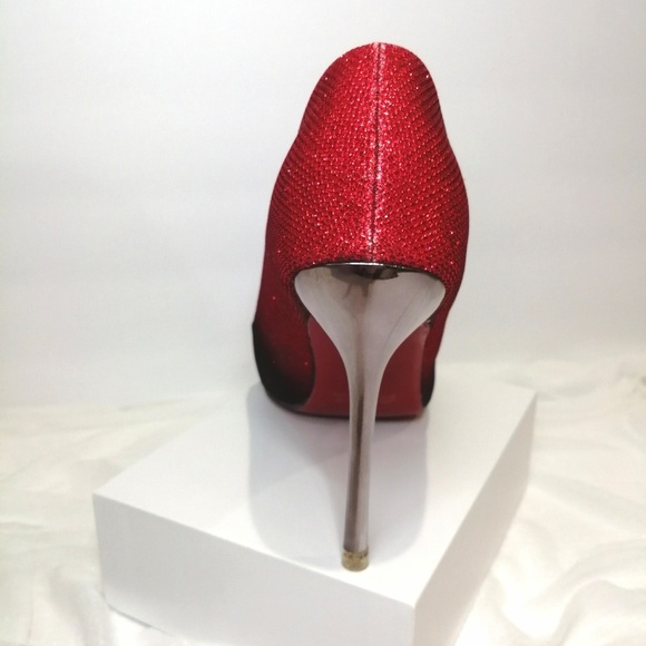 Gradient Glitter Fabric Red Heels - Picture 3 of 3